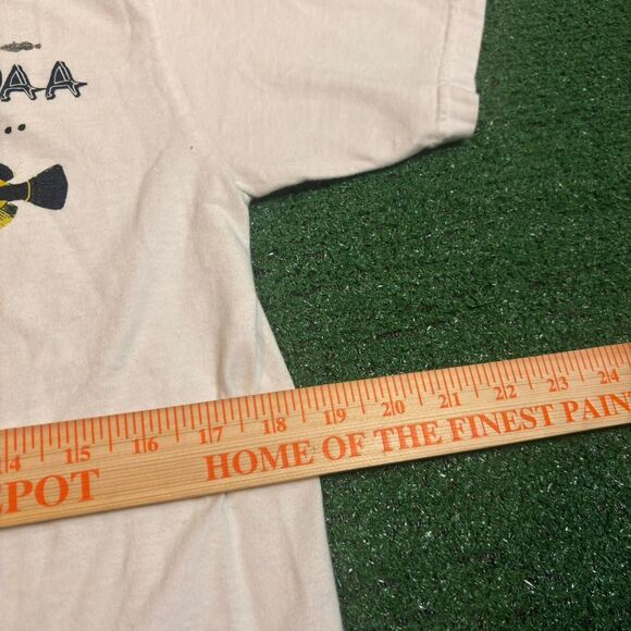 Crazy-shirts Men's White and Cream T-shirt - Picture 7 of 8